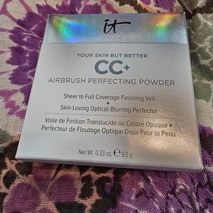 It Cosmetics CC+ Airbrush Perfecting Powder- Tan